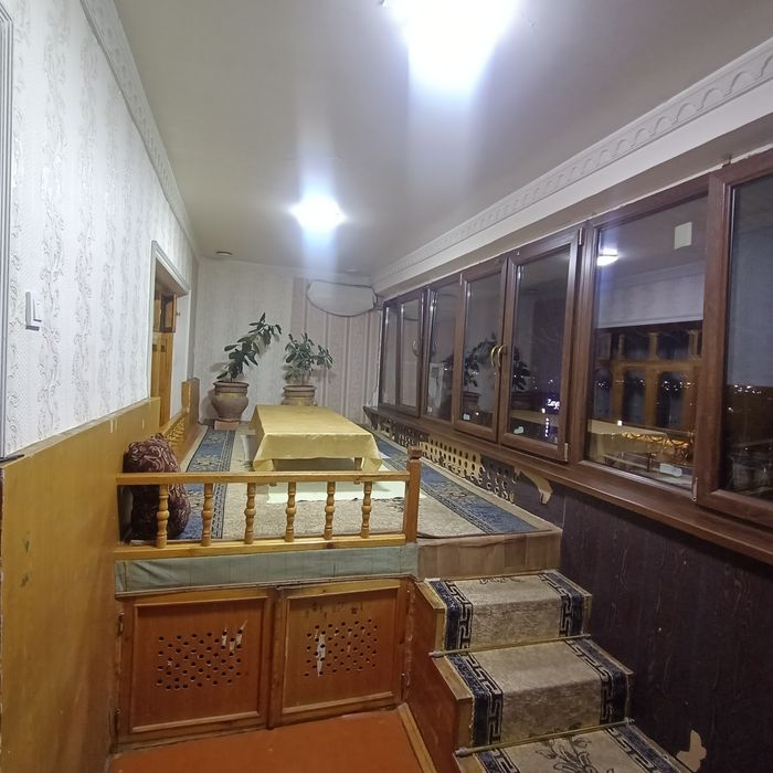 Yakkasaroy tumani, Qushbegida 5 honalik uy sotiladi.