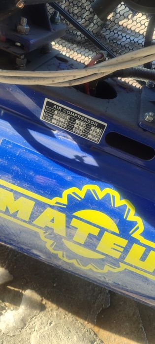 Воздушный компрессор