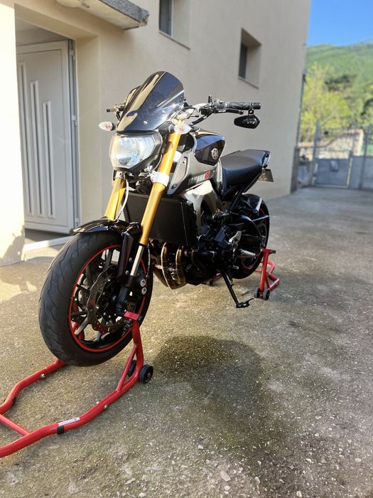 Yamaha MT-09 / Ямаха