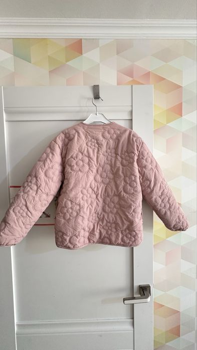 Куртка весна на девочку