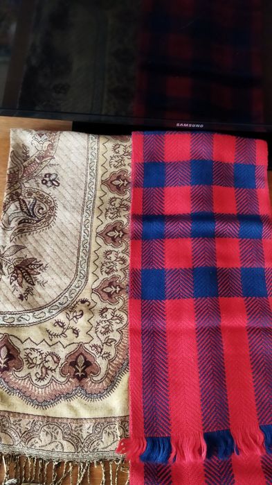 Шарфы, палантин, платки.