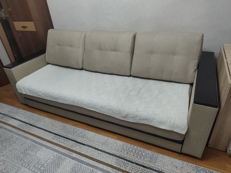 Продам диван книжка