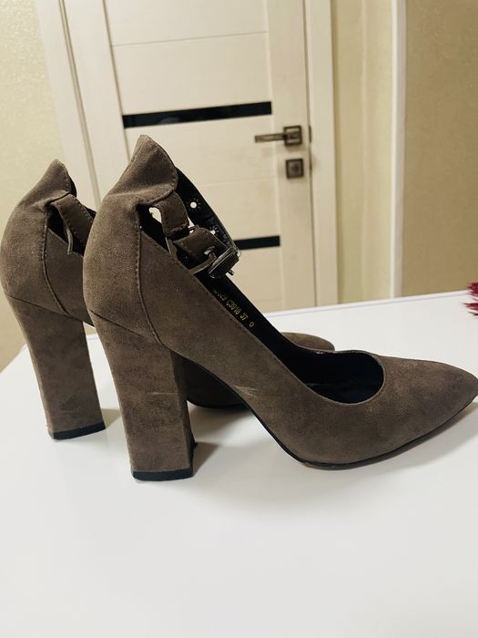 Туфли стойкий каблук