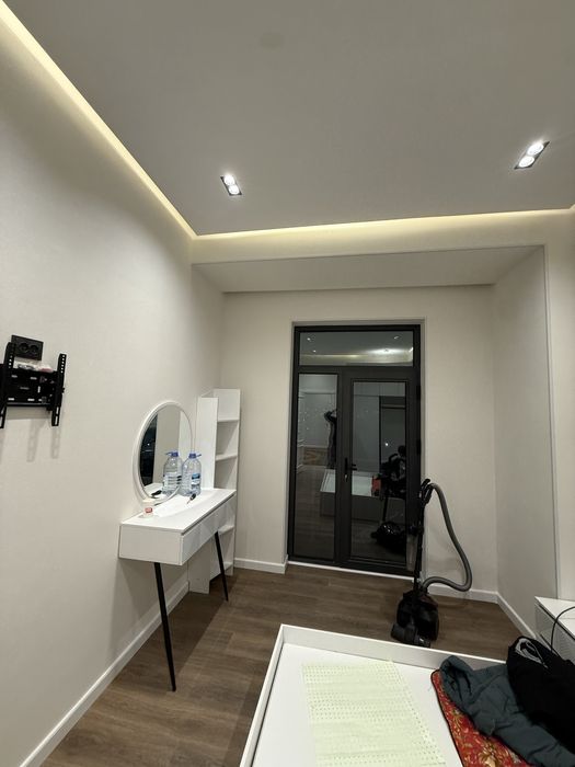 Сергели туманида хонабод авеньюда 2 хонали квартира ижарага берилади