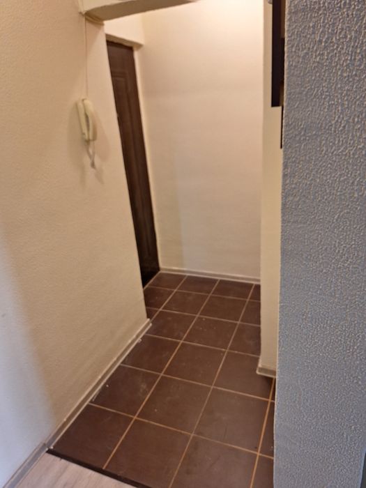 Inchiriez apartament 2 camere mobilat si utilat