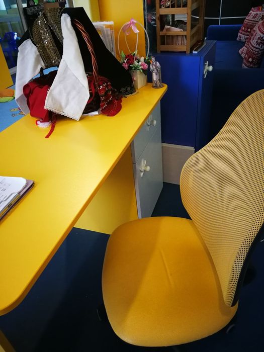 Детско обзавеждане- разпродажба от детско заведение.