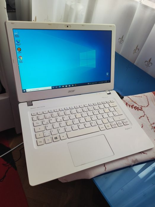 Laptopuri diferite modele