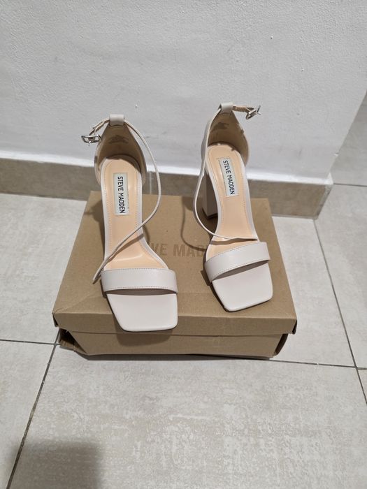 Sandale piele Steve Madden, marime 37