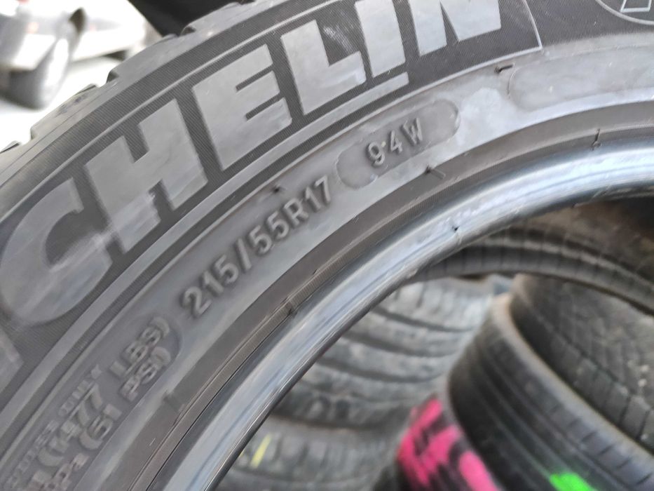 2бр Летни гуми 215 55 17 - Michelin