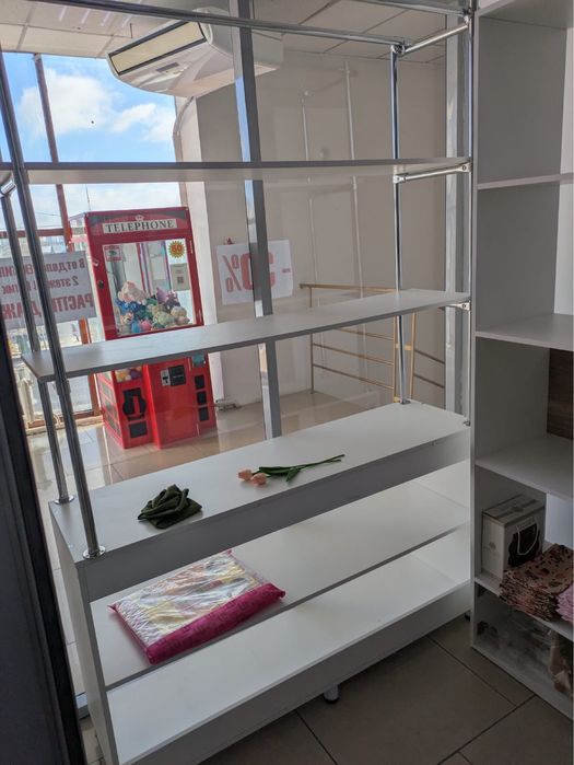 Продам стелажи для товаров