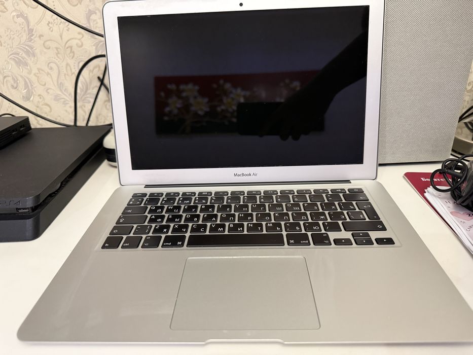 Macbook air 13 2017 года