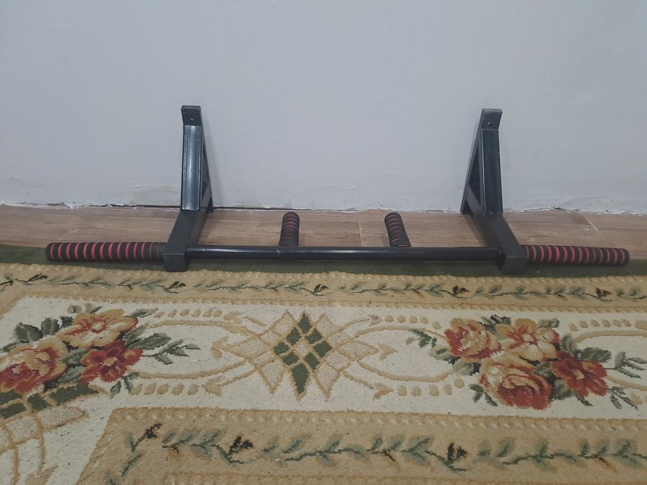 Турник для спорта