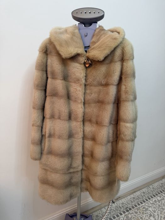 Продам Норковую шуба