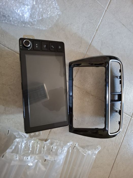 Части за Митсубиши Спейсстар Mitsubishi Spacestar Спасестар подгрев