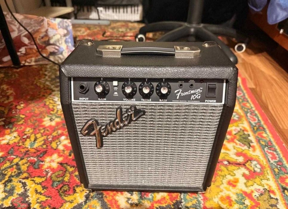 Fender Frontman 10G комбоусилитель для гитары