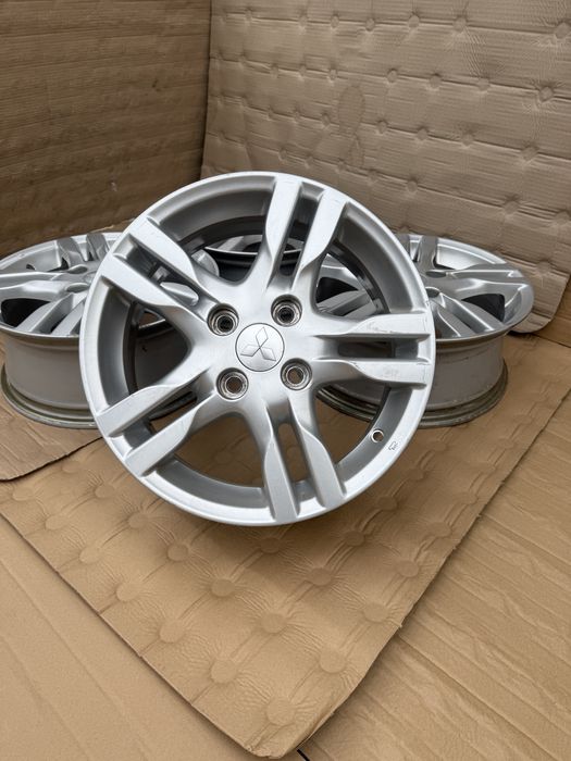Джанти Mitsubishi 4x114.3 ET 46