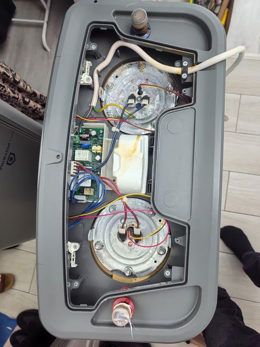 Титан,аристон на разбор