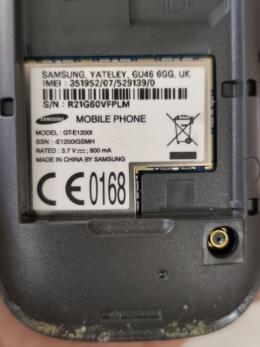 Телефон samsung GT-E1200I