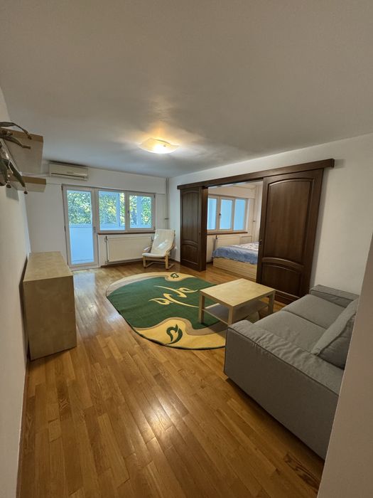Apartament 4 camere decomandat Lujerului  Militari