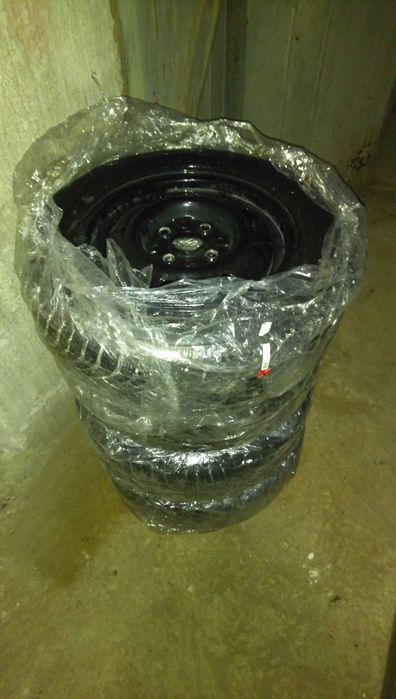 4x100/4x108 железни джанти 14"  със зимни гуми