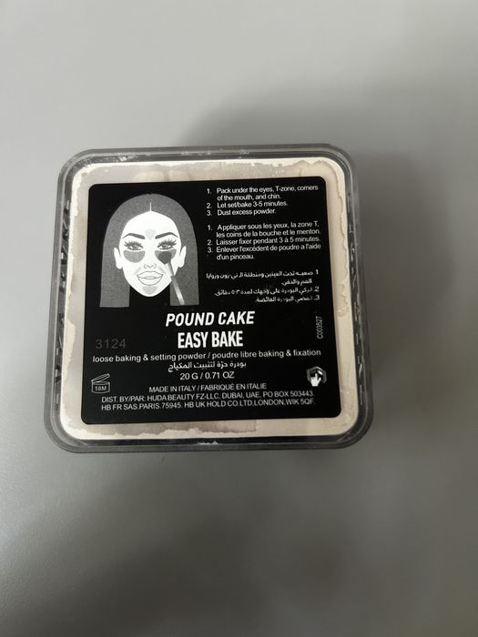 pudra huda beauty