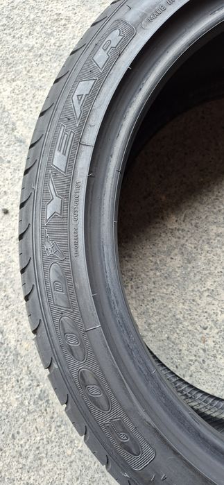 4 anvelope vara RFT  Goodyear,fata 225/45/18,spate 255/40/18.Pret/buc