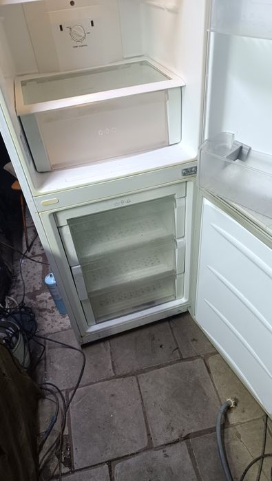 Продам холодильник рабочий