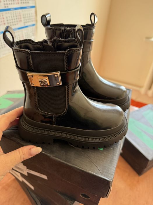 Продам обувь детские