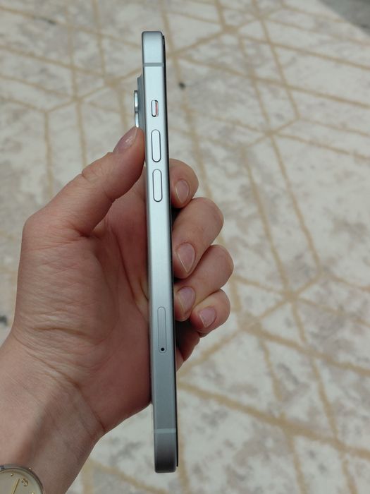 Iphone 15plus Акб 86% состояние идеал