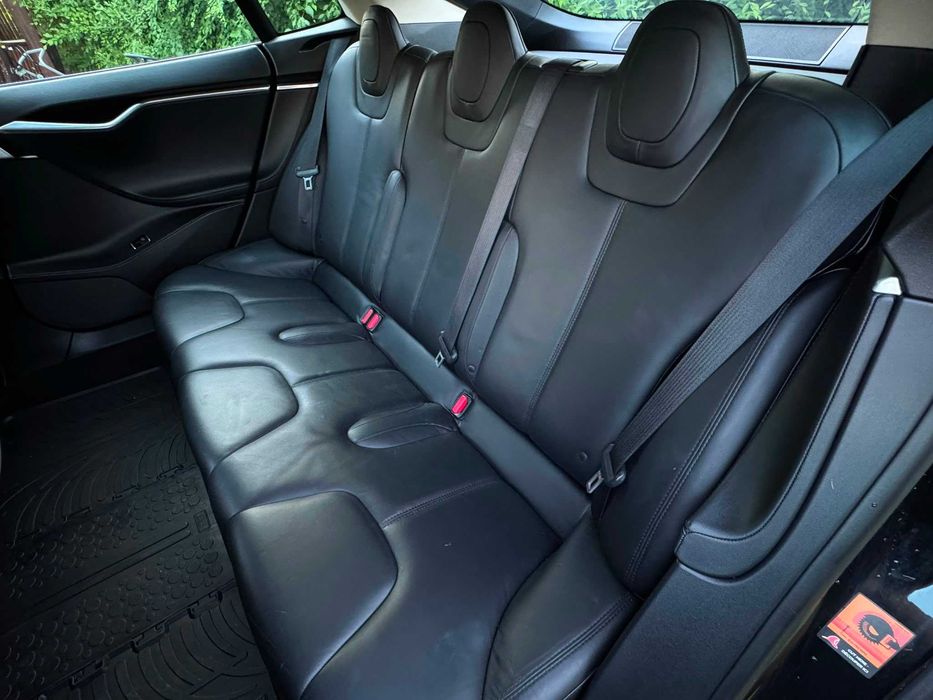Tesla Model S 85 *119.000km*