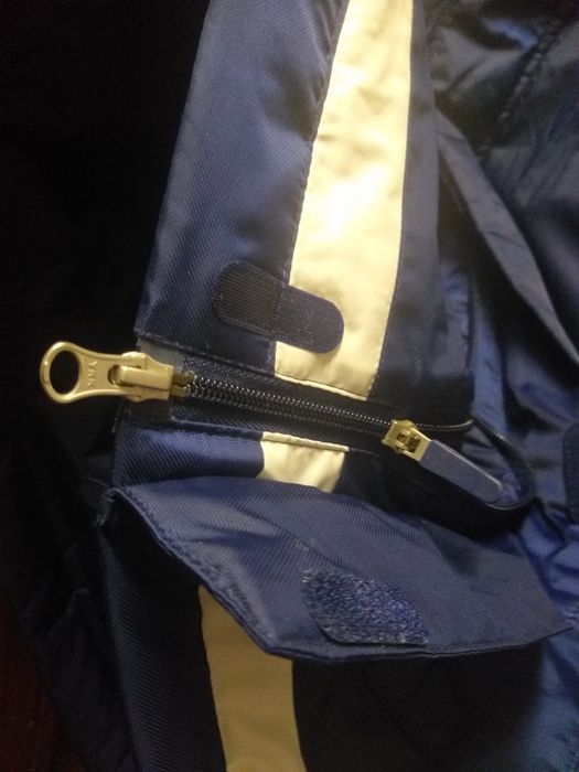 Jeaca lunga Adidas editie limitata