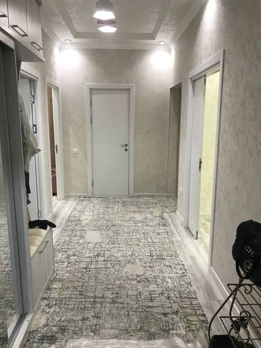 Квартира 3 комнатная 2 этаж. Новастройка