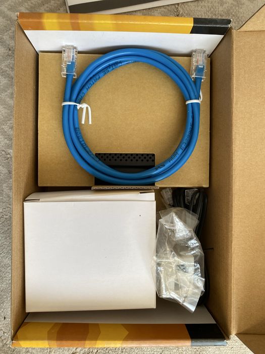 Роутер D-Link DSL-2500U