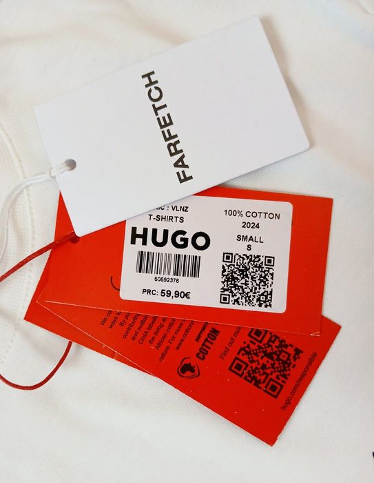 Hugo Boss тениски в бял вариант - ТОП модел за сезона ! ! !