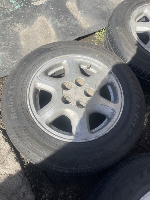 Колеса таета карина е