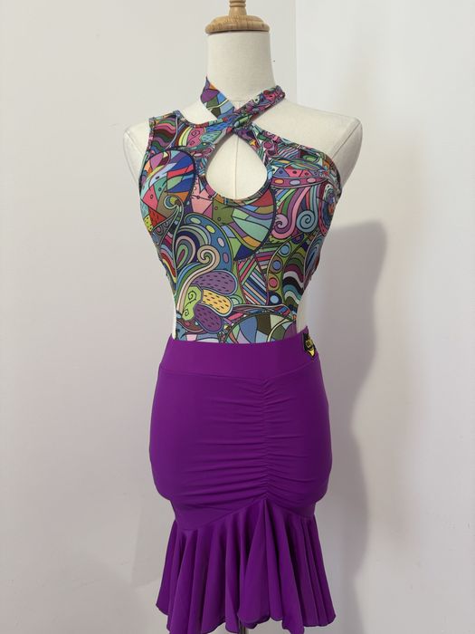 Тренировочнн костюм за спортеи танци