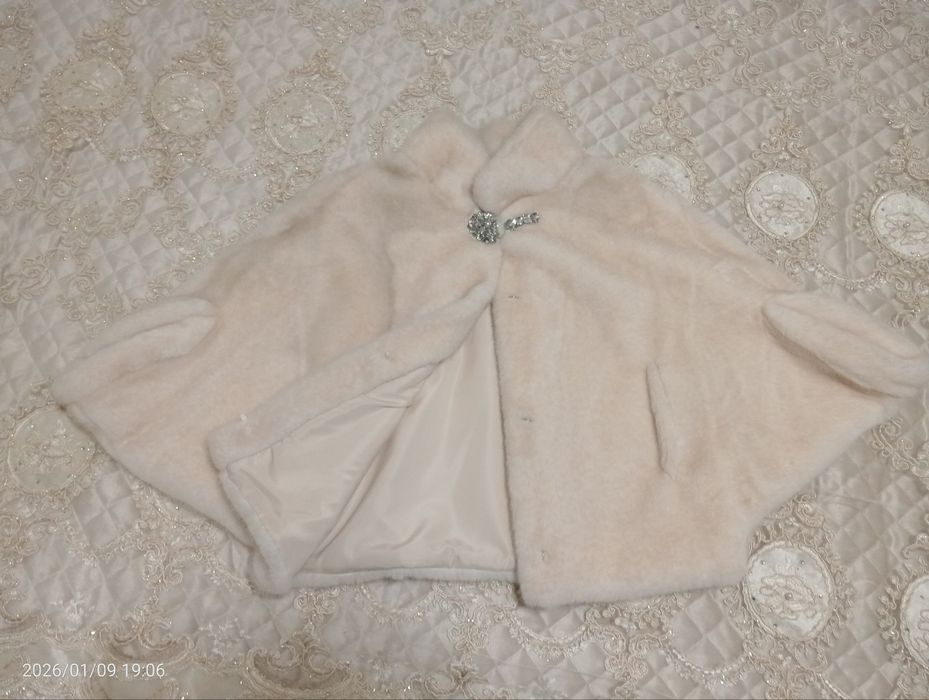 Stilniy oq shuba pancho