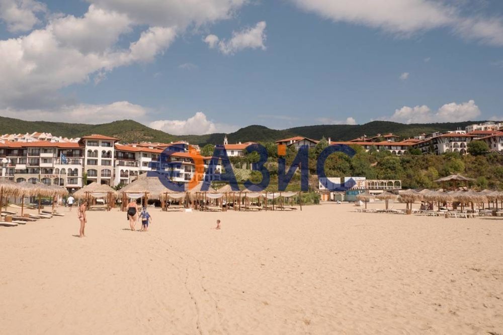 Продава се Едностаен апартамент в Свети Влас - 40 кв.м за 1525 €/кв.м - Снимка #13