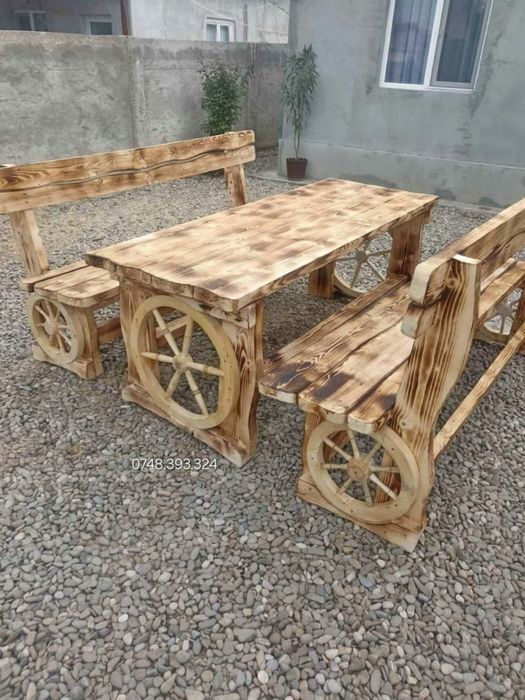 Set masa  cu  băncuțe  scaune  lemn  terasă  foișor