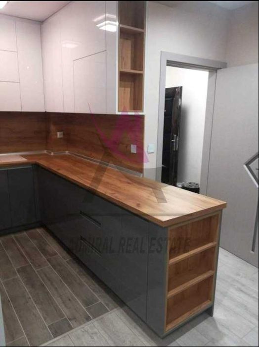 Дава се под наем Двустаен апартамент в Варна, Бриз - 65 кв.м за 500 € - Снимка #2