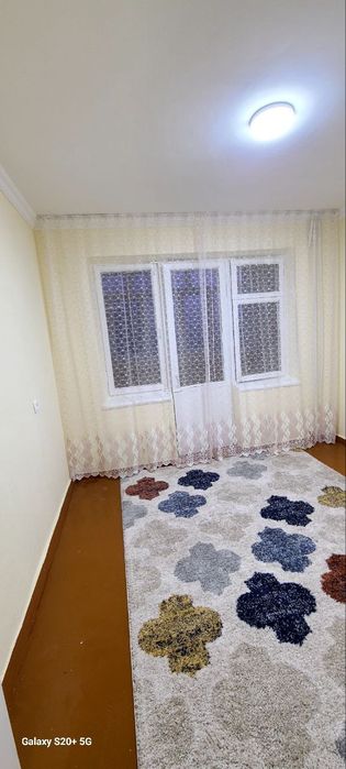 2 хонали Беруний метро Эко базар книжный