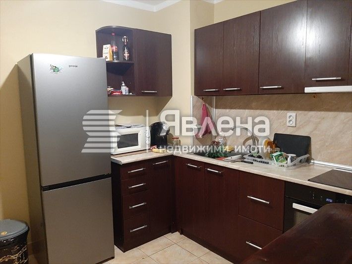 Продава се Тристаен апартамент в Ямбол, Георги Бенковски - 78 кв.м за 654 €/кв.м - Снимка #3