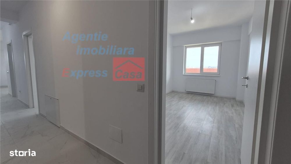 Apartament tip penthouse, 3 camere, Semicentral — fotografia 1