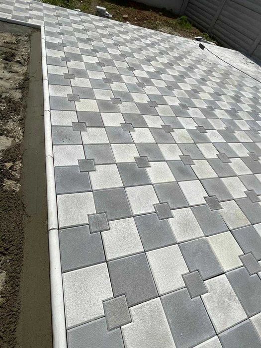 Pavaj borduri pavele pentru gradina si piscina. Montaj pavaj
