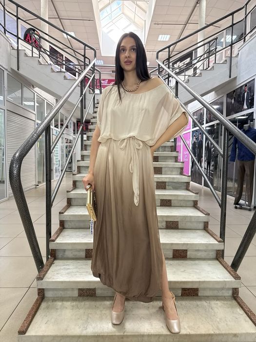 Продам спортивный костюм