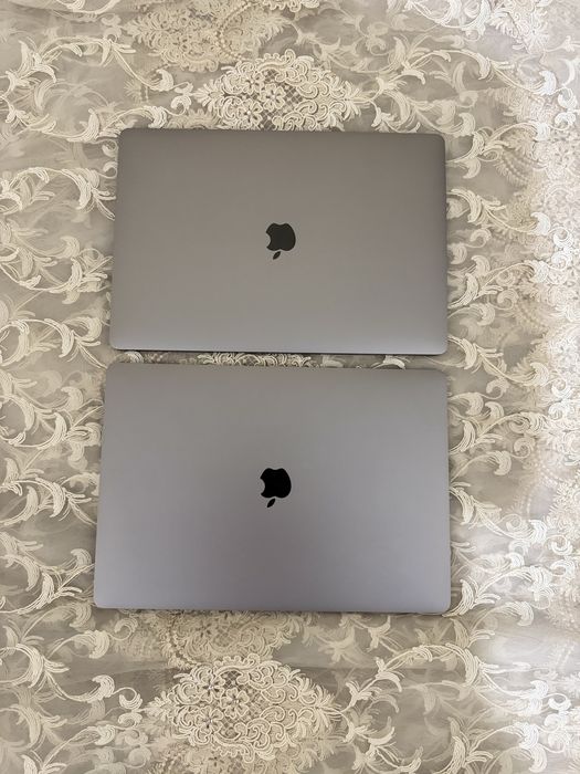 Macbook pro i7 16/512