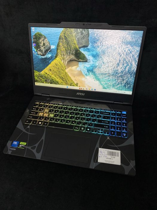 Ноутбук MSI/baitimes•0.0.24