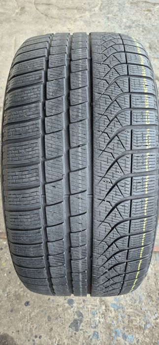 2 anvelope iarna Pirelli 285/40/20,dot 2020.Pretul este pe bucata.