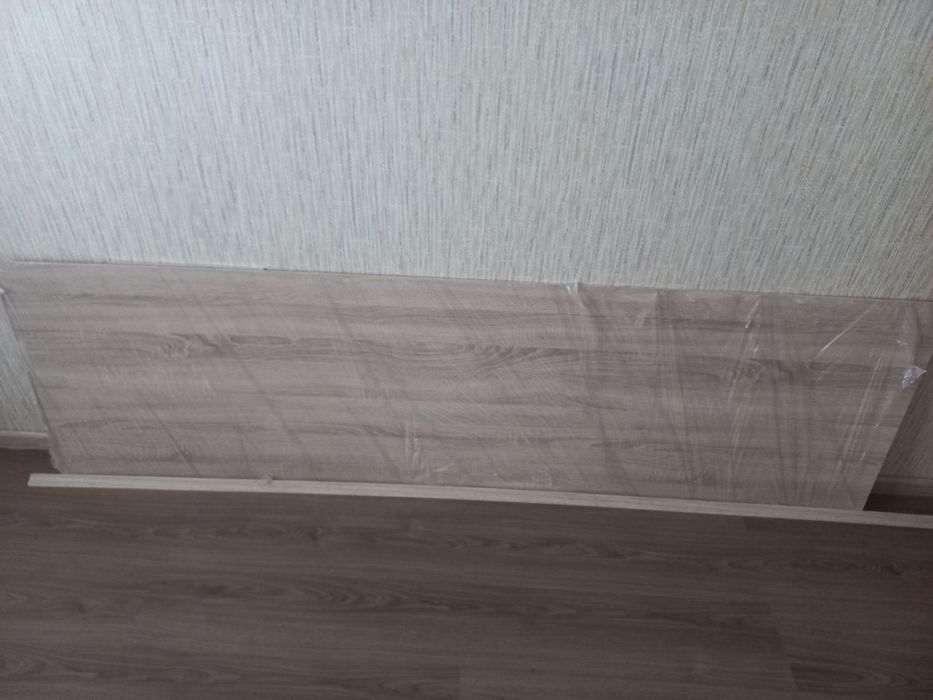 Продам  новый фартук и плинтус