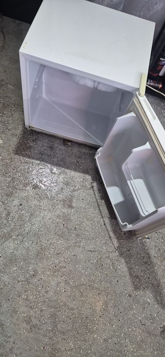 Mini frigider Albatros